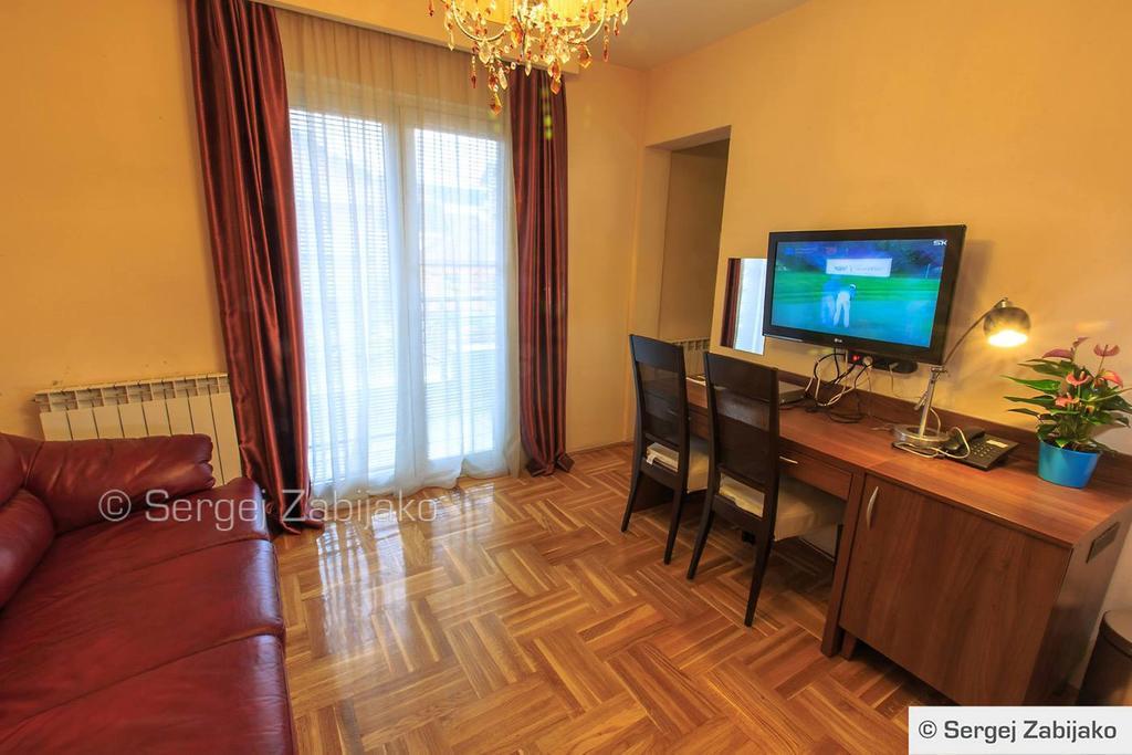 Hotel M Подгорица Номер фото