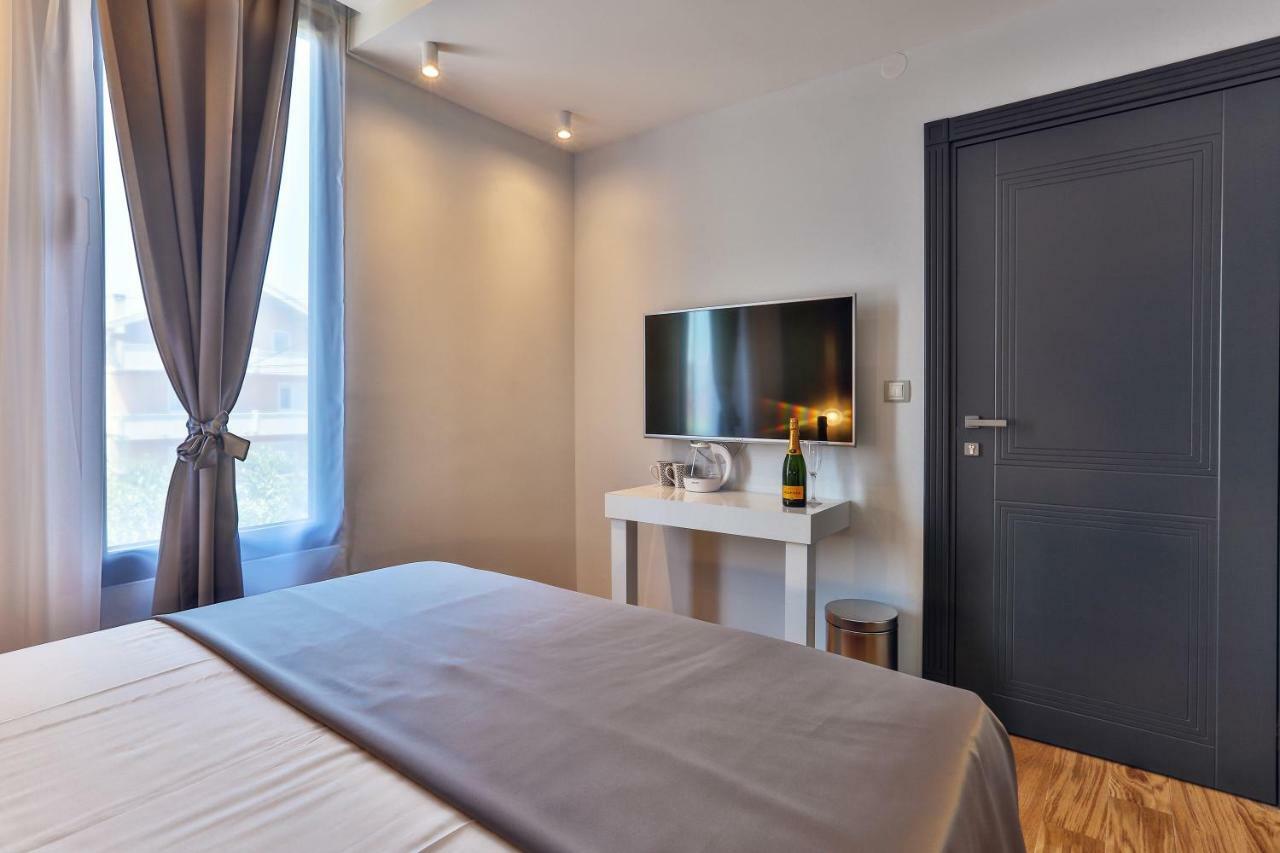 Hotel M Подгорица Экстерьер фото