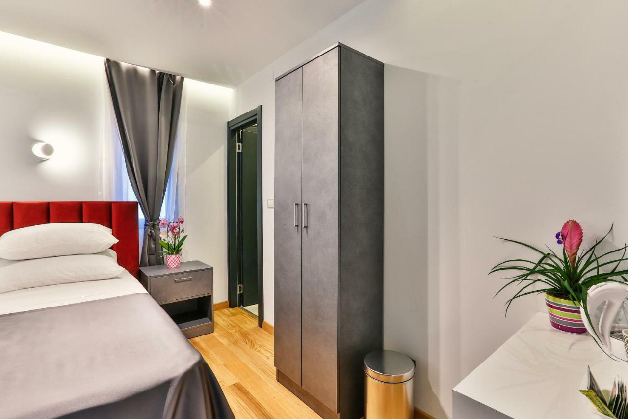 Hotel M Подгорица Экстерьер фото
